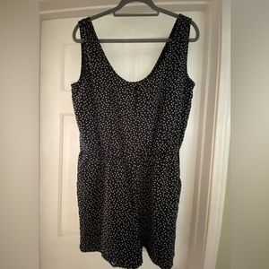 NWT Lauren Conrad Black Romper-size 10